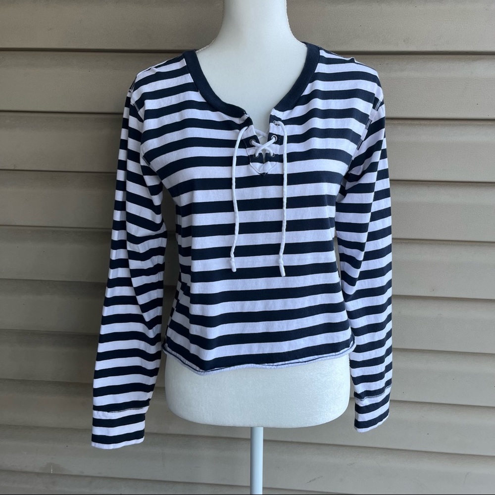 •Hollister• Tie Front Striped Crop Long Sleeve Top - Size Small